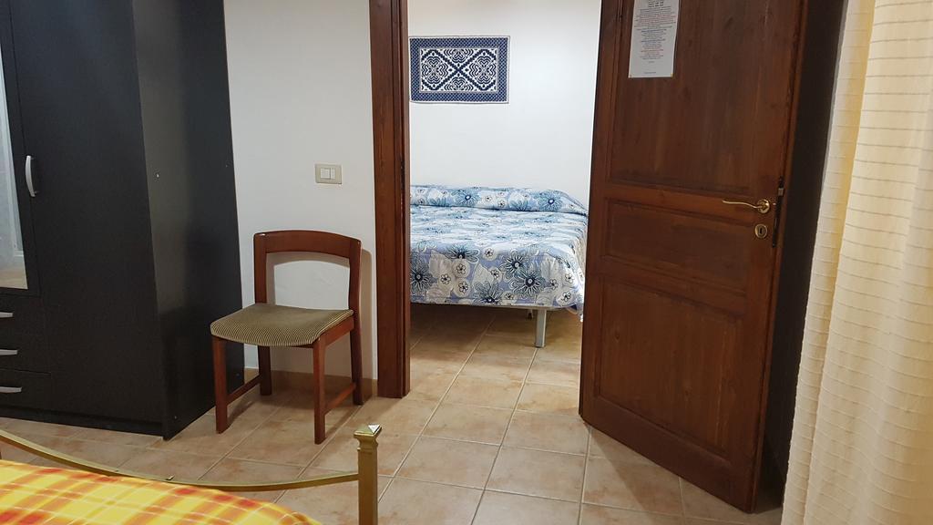 Agriturismo La Barca In Secca Олмедо Екстериор снимка