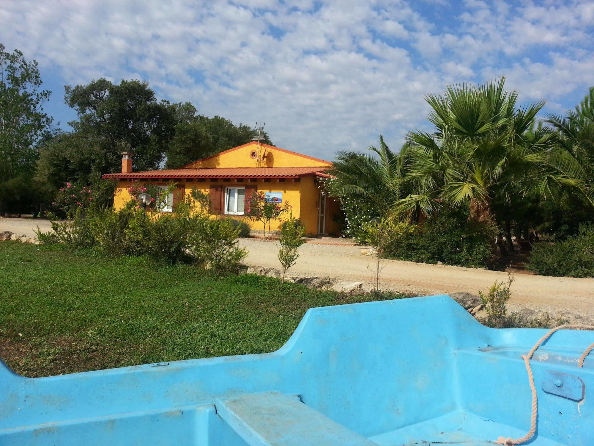 Agriturismo La Barca In Secca Олмедо Екстериор снимка