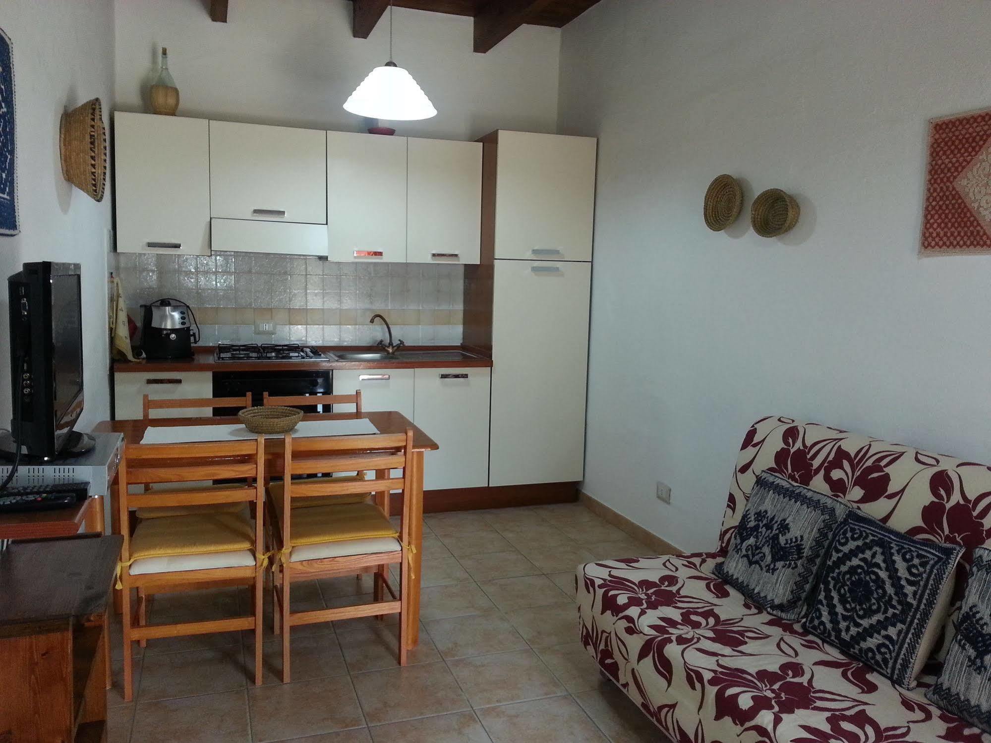 Agriturismo La Barca In Secca Олмедо Екстериор снимка