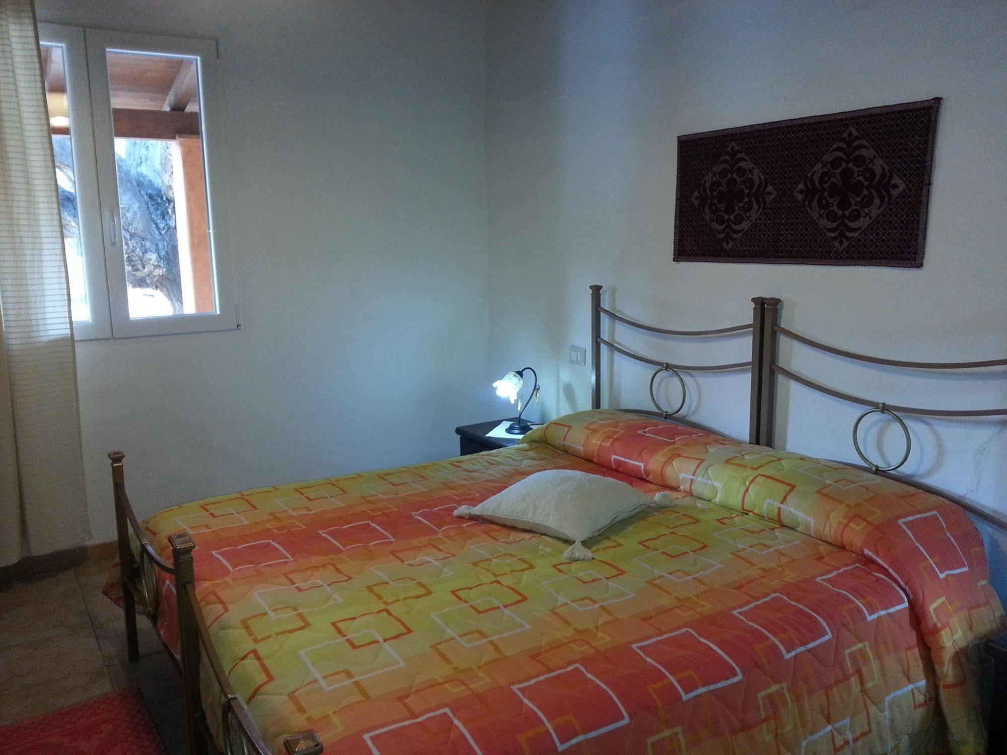 Agriturismo La Barca In Secca Олмедо Екстериор снимка